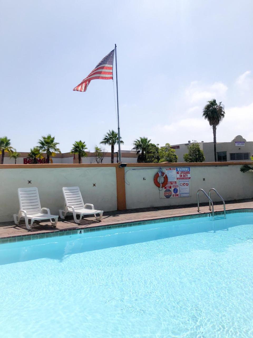 Americas Best Value Loma Hotel