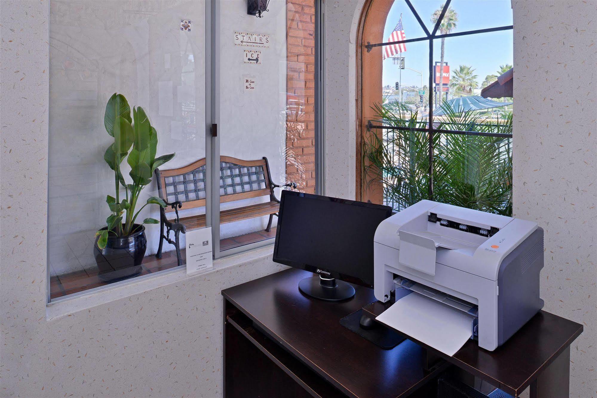 Americas Value Loma Hotel 2*