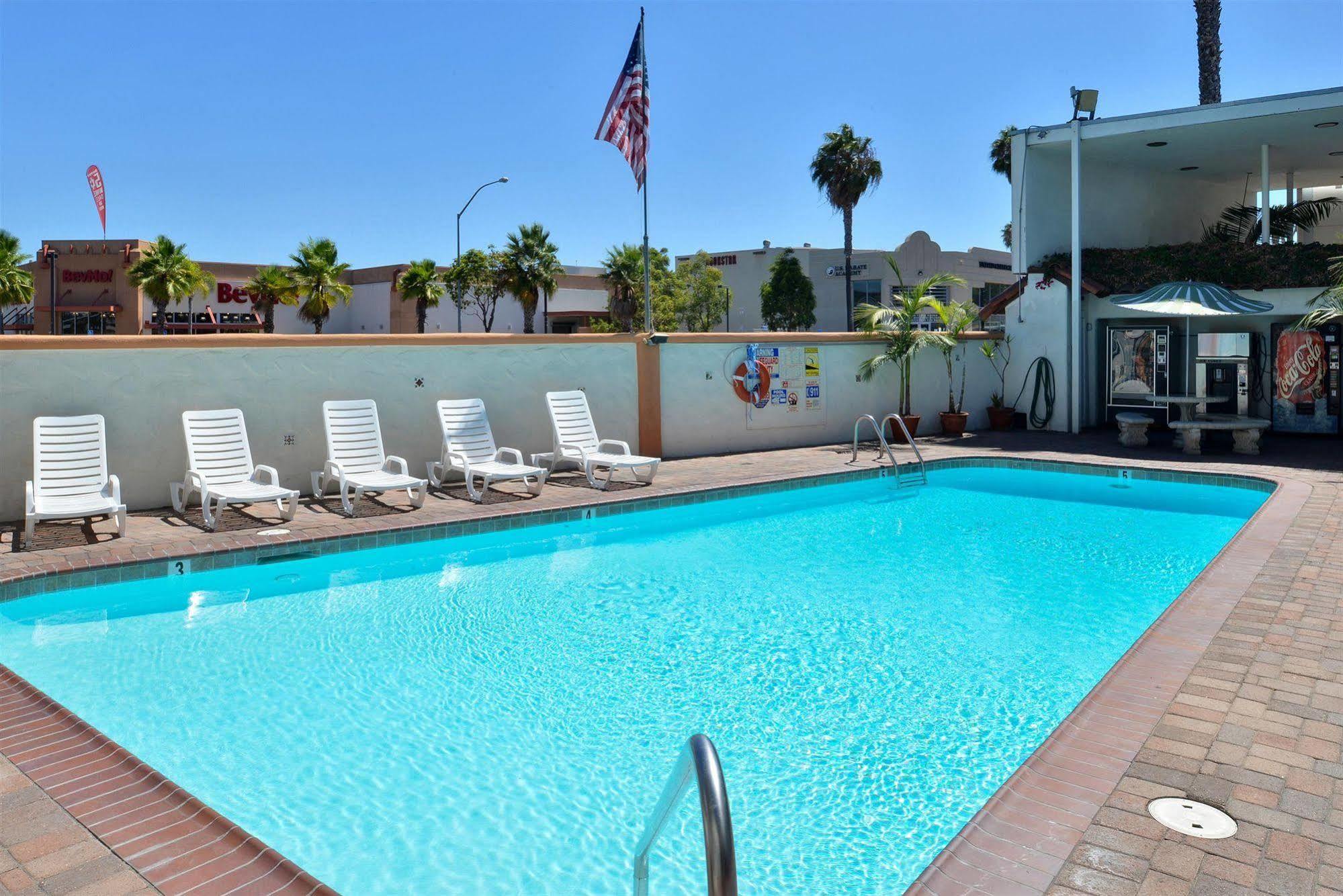 Hotel Americas Value Loma
