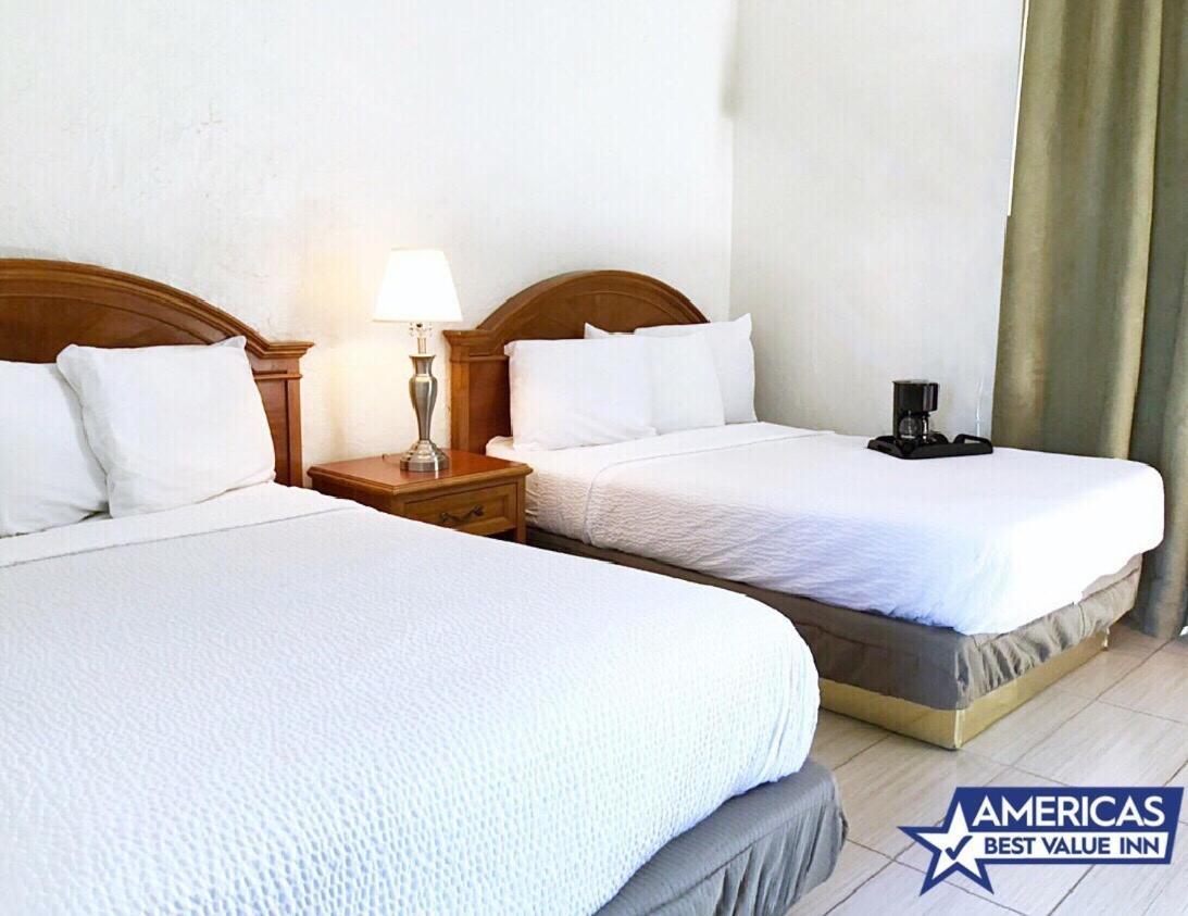 Americas Value Loma Hotel